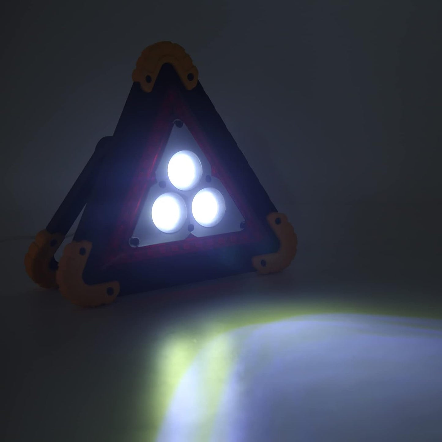 Warning Triangle Light, LED Emergency Triangle Light, Portable Multifunctional Car Warning Triangle Lamp Triangle Cob Work Light for Vehicle Truck Accident Car Repairing