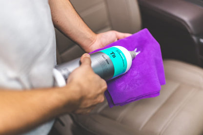 KOCHCHEMIE TS - Top Star - Interior Plastic and Vinyl Conditioner, UV Protection, Interior Plastic, Dash, Vinyl & Leather, Like New OEM Finish (1 Liter)