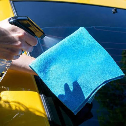 Meguiar's Perfect Clarity Glass Cleaner, Keep Windows, Windshields, and Mirrors Gleaming using a Premium Anti-Hazing Formula that Leaves a Superior Streak Free Finish, 24 Oz