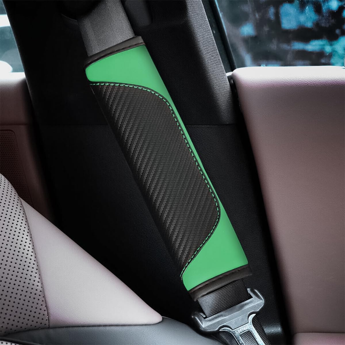 AUCELI 2PCS Car Seat Belt Cover, Carbon Fiber Seatbelt Shoulder Strap Covers, Breathable Leather Soft Harness Pad Protect Your Neck and Shoulder Compatible with Cars