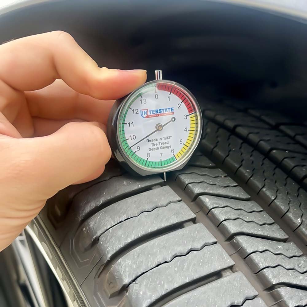 Interstate Pneumatics TG32 Professional Dial Type Tire Tread Depth Gauge