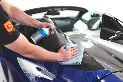 KOCHCHEMIE Glass Cleaner - Effortlessly Removes Stubborn Dirt, Oil, Grease, Insects, and Residues; Ready-To-Use Streak-Free Formula; Gloss and Smoothness Additive; Fresh Fragrance (500 milliliters)
