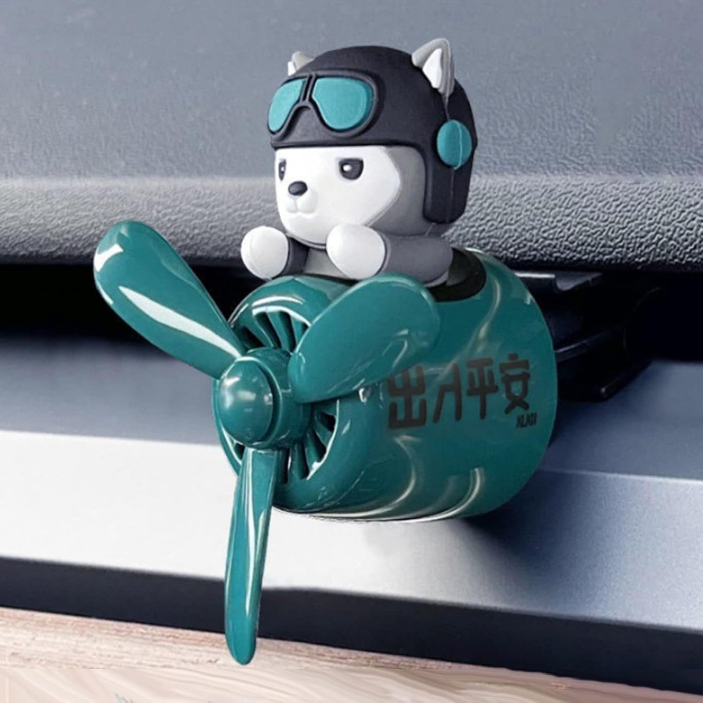 Pilot Car Air Freshener, Cute Dog Car Vent Clip Air Freshener Automotive Air Outlet Fan Diffuser, Automotive Interiors Vent Decoration (Shake Head Style - Dog)