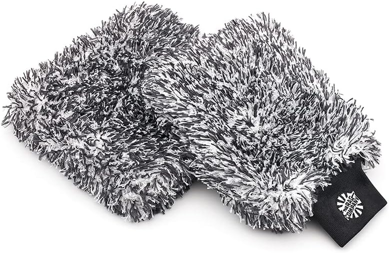 The Rag Company - The Cyclone Ultra Wash Mitt 8in x 9in and Cyclone Ultra Wash Pad 10in x 10in - 70/30 Blend Korean Microfiber, Foam Padding, Scratch-Free, Lint-Free, Black (2-Pack)