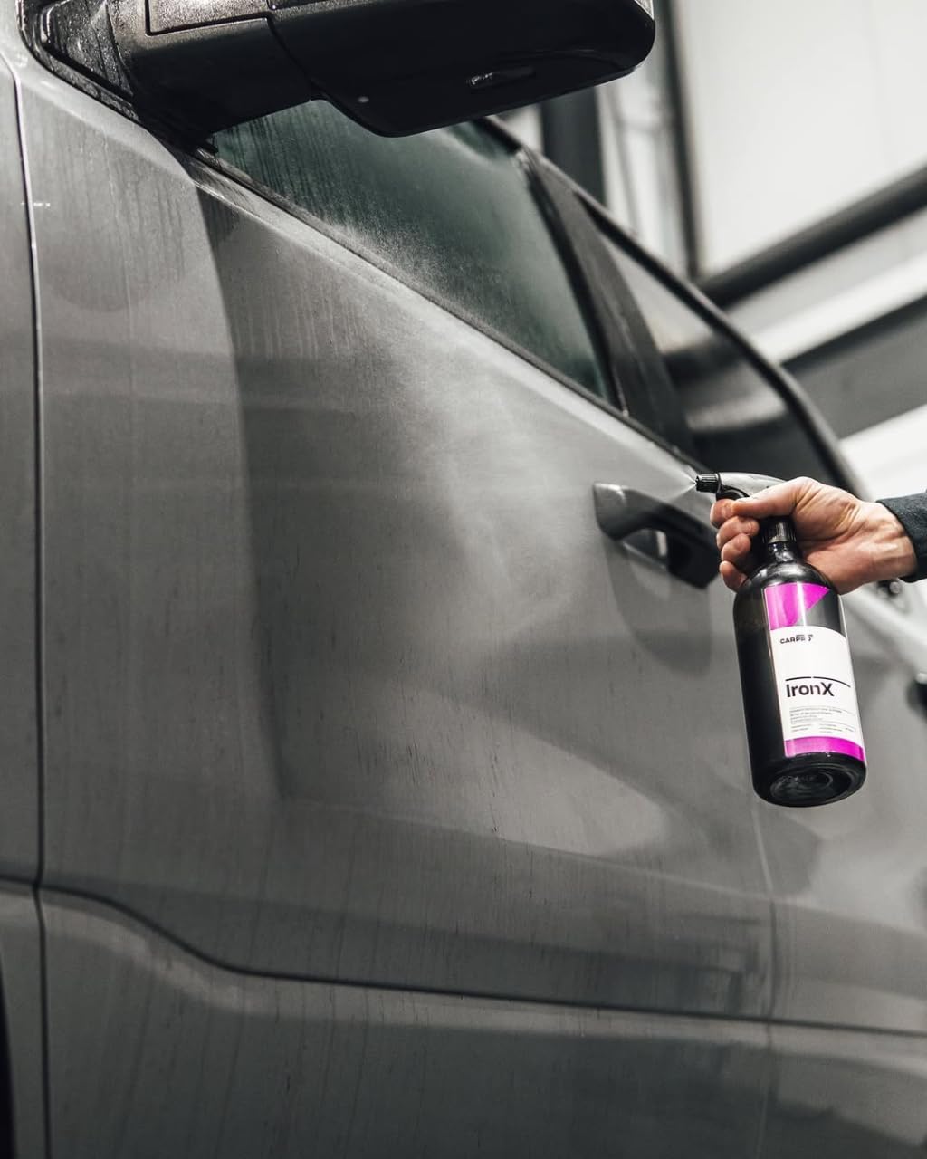 CARPRO IronX Iron Remover: Stops Rust Spots and Pre-Mature Failure of the Clear Coat, Iron Contaminant Removal - 1 Liter with Sprayer (33.8oz)