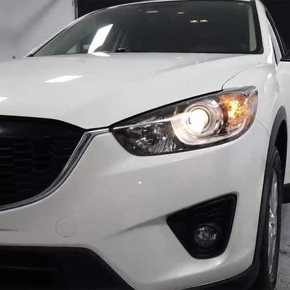 Turtle Wax Headlight Restoration Kit, Removes Oxidation and Yellowing, Restores to Like-New Condition, Increases Visibility and Brightness for Safer Driving, Easy Application
