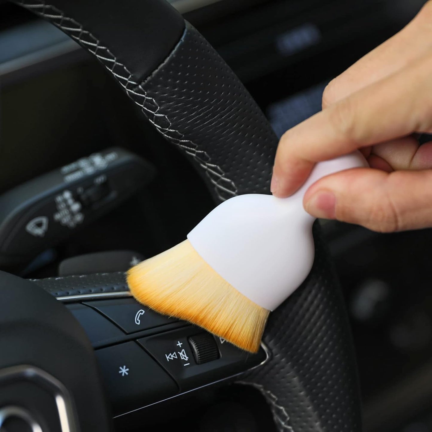 AOCISKA Car Interior Detailing Brush,Soft Bristle Cleaning Brush Car Detailing Brush Dusting Brush,Car Interior Cleaning Tool,Auto Detail Brush Car Dash Duster Brush (Black)