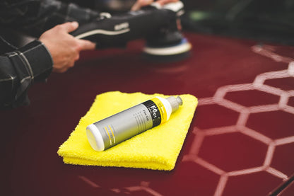 KOCHCHEMIE Fine Cut Polishing Compound - Silicone-Oil-Free; Designed for All Paint Types; for Removing Medium to Heavy Defects, Scratches, and Sanding Marks Up to 2500 Grade (250 milliliters)