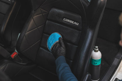 KOCHCHEMIE - Leather Star - Deep Cleaner for Leather; Revitalizes, Preserves, and Protects; Pleasant Fragrance, Color Intensifying Appearance, Supple Soft Feel; Non-Slippery Formula (1 Liter)