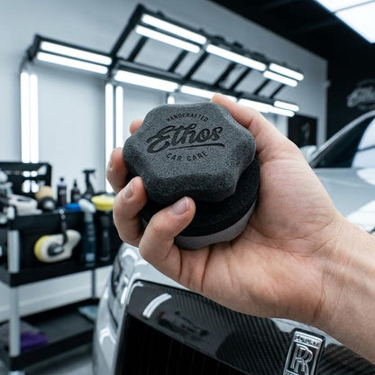 Tire Shine Applicator - Tire Shine Car Detailing Foam Sponge Tool - Tire Cleaner and Shine Tire Foam - Tire Shine Brush Car Cleaning Supplies (1 Pack)