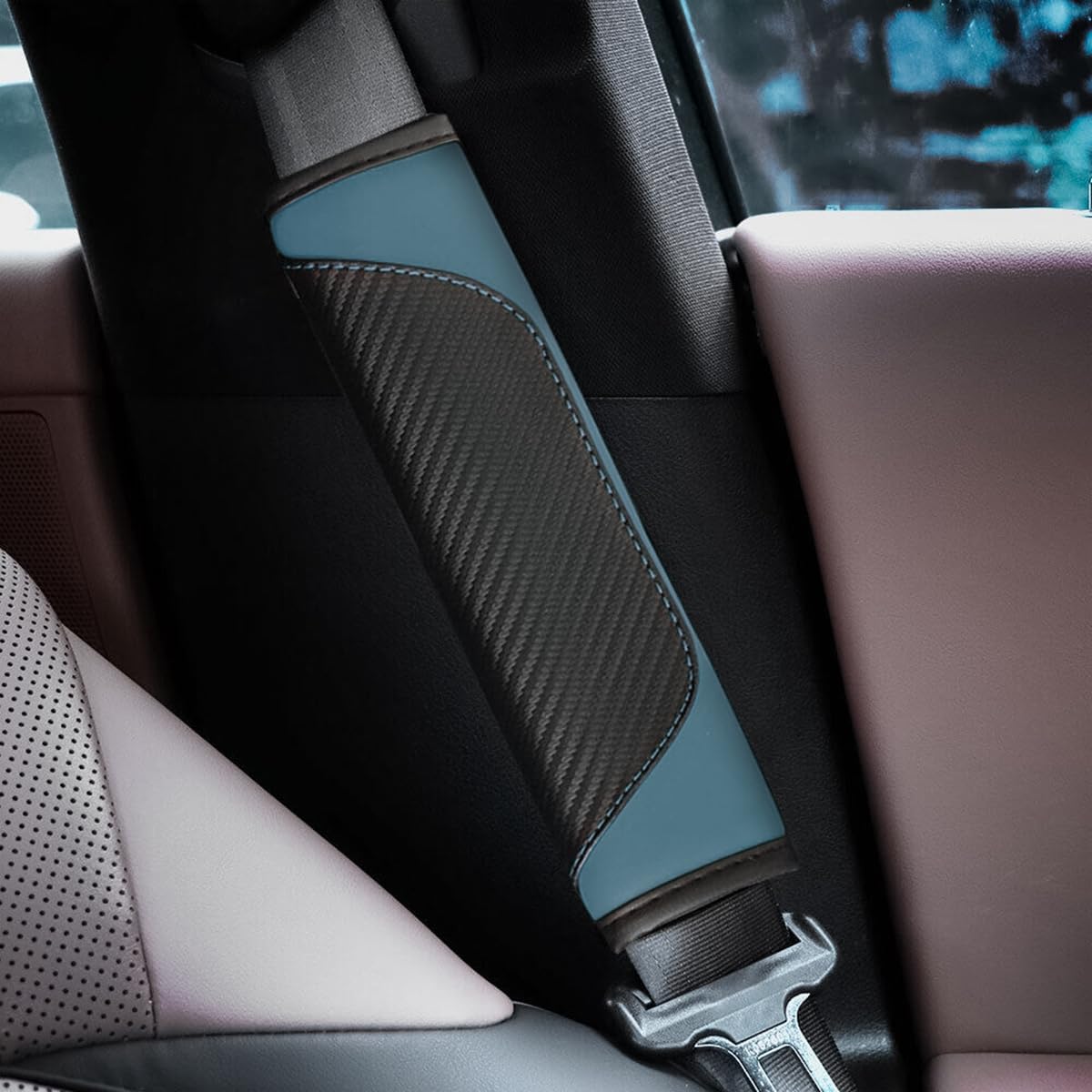 AUCELI 2PCS Car Seat Belt Cover, Carbon Fiber Seatbelt Shoulder Strap Covers, Breathable Leather Soft Harness Pad Protect Your Neck and Shoulder Compatible with Cars