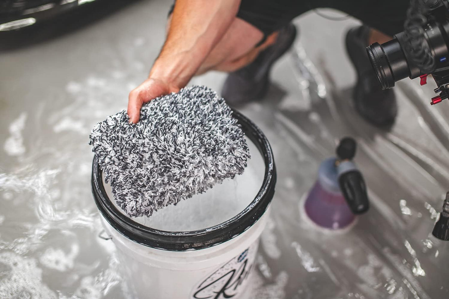 The Rag Company - The Cyclone Ultra Wash Mitt + Cyclone Ultra Wash Pad 6in x 8in Combo Pack - Microfiber Blend, Twist Loop Interior Liner Ideal for Foam, Soap + Bucket, & Rinseless Washing Methods
