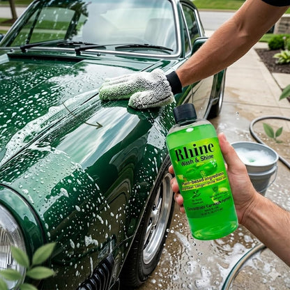 Plant-based Eco-friendly Car Wash Soap, Non-Toxic, Moderate-Foam Concentrated Soap with rinse & no-rinse options