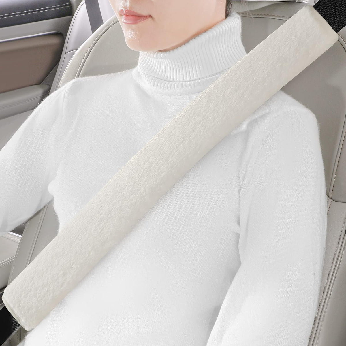 LACDL Extra Long Seatbelt Cover Super Soft Furry for Adults Kids Women & Men, Thick Plush Full Car Seat Belt Strap Cushion, Fluffy Shoulder Pad Protector, Auto Interior Accessories, 1pc, Black, 15.5in
