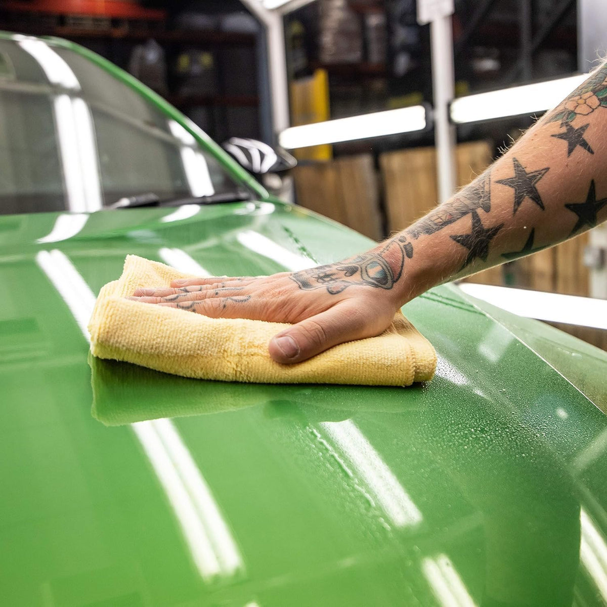 Meguiar's Supreme Shine Microfiber Towels for Cars, Ultra-Plush Car Microfiber Towel Set for Quickly Removing Product Without Leaving Swirls on Paint, Glass, Plastic, or Chrome