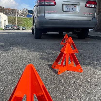 3 Piece 3D Plastic Warning Triangle for Road Safety and Emergency || High Visibility and Economical || Great for Laymen Use