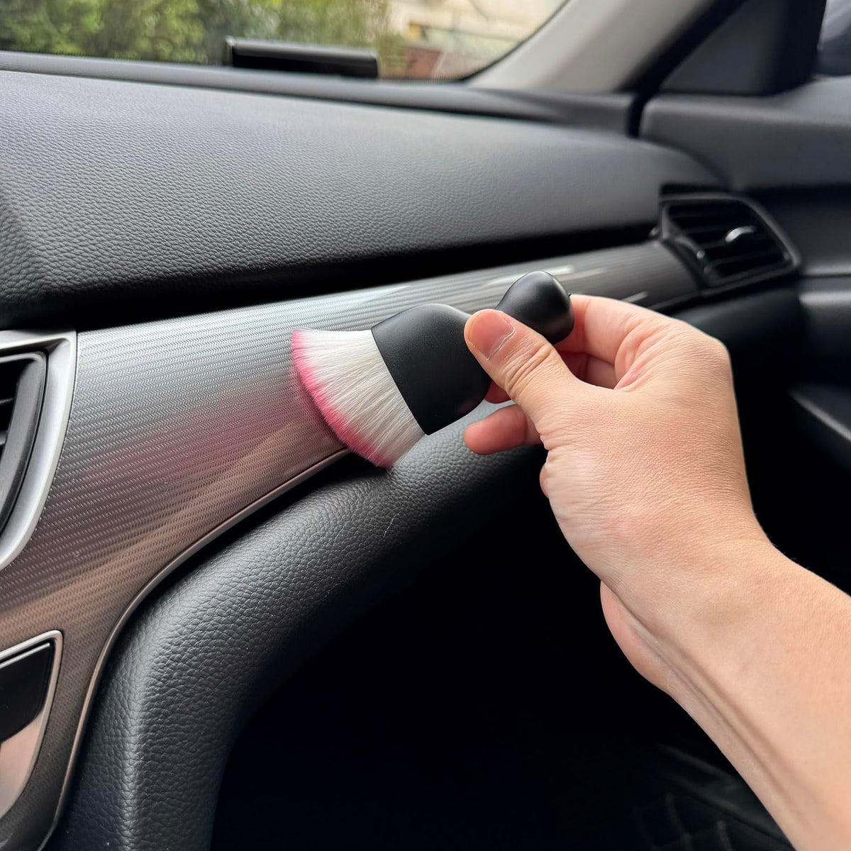 Car Detailing Brush, Soft Bristle Cleaning Brush, Scratch-Free Auto Duster Tool for Dashboard, Air Vents, Leather & Interior Cleaning (Black&Brown)