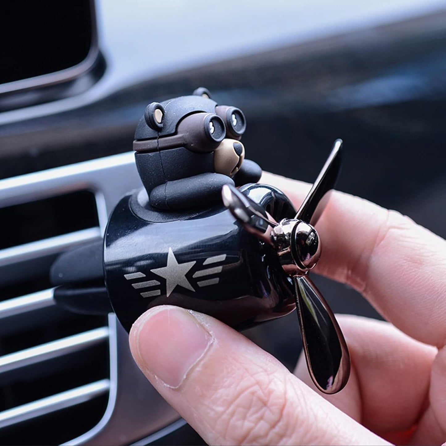 Pilot Car Air Freshener, Cute Dog Car Vent Clip Air Freshener Automotive Air Outlet Fan Diffuser, Automotive Interiors Vent Decoration (Shake Head Style - Dog)