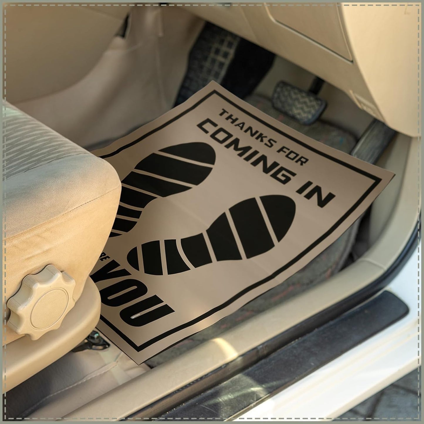 Frienda 500 Pcs Waterproof Paper Car Floor Mats Disposable Floor Pads Covered Plastic Film Automotive Foot Mat for Vehicle Supplies(White,20 x 15 Inch)