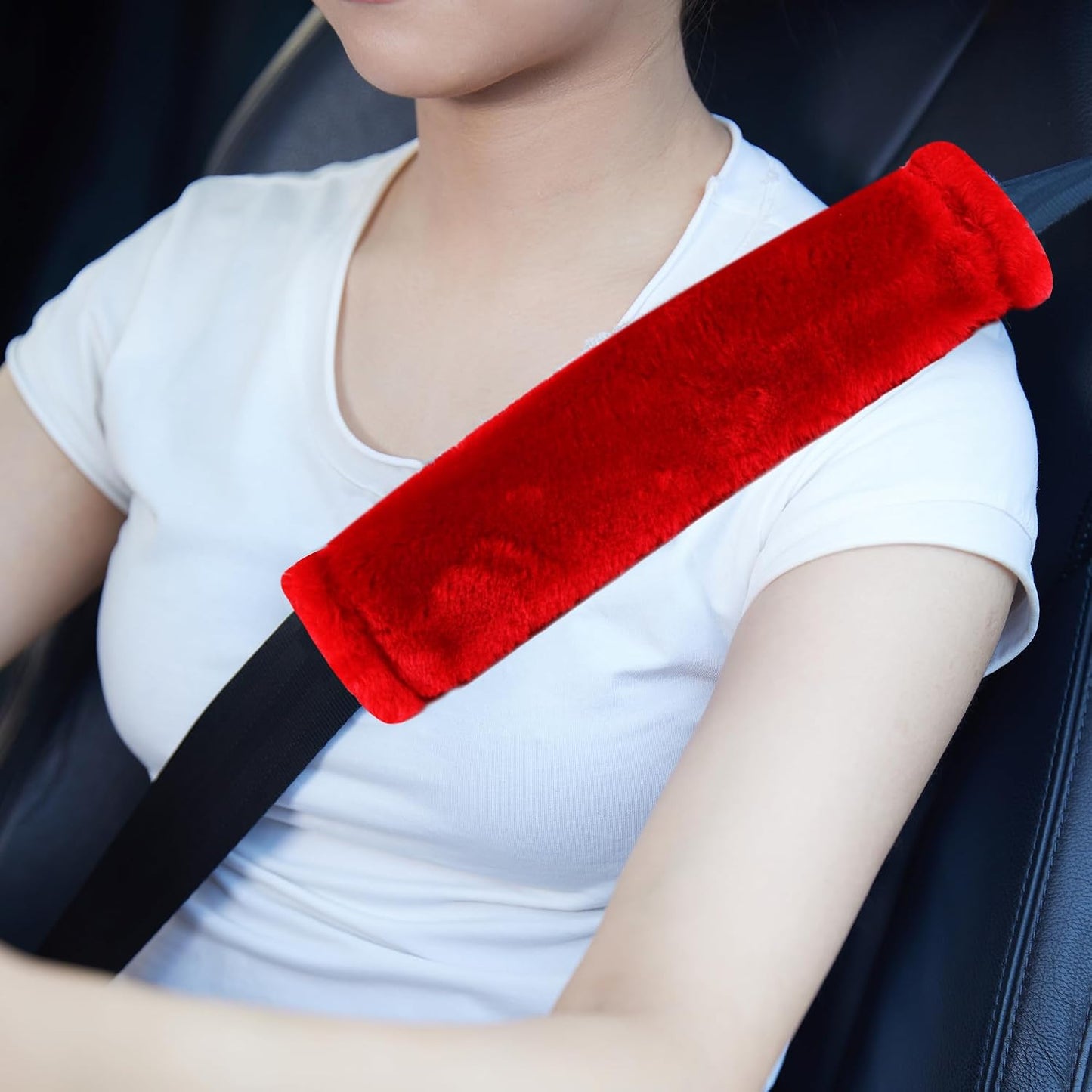 MOONET 2 Packs Car Seatbelt Covers Shoulder Pad for More Comfortable Driving, Universal Seat Belt Cover for Handbag Camera Backpack Straps, Soft Faux Sheepskin Wool Seat Belt Cushion (Beige)