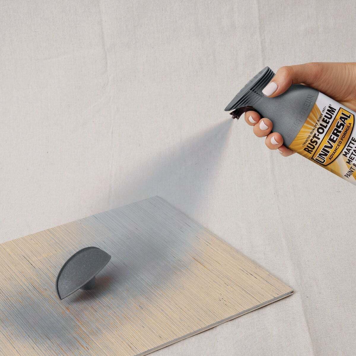 Rust-Oleum 302151 Universal All Surface Clear Topcoat Spray, 11 oz, Dead Flat Clear - Colors B