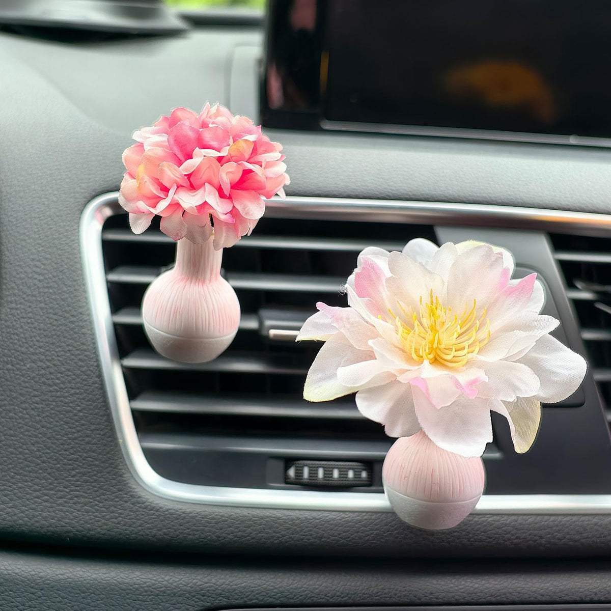 Set of 4 Cute Flower Bouquet Car Air Freshener Vent Clips, Mini Artificial Flowers for Car Air Vent Decoration, Auto Interior Dashboard Ornament Accessories