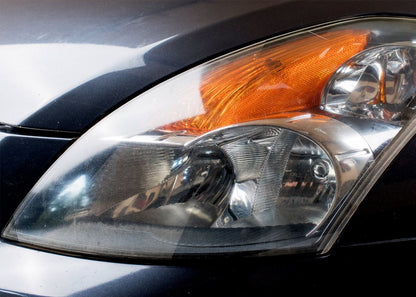 3M Quick and Easy Headlight Restoration Kit, Removes Light Yellowing in 15-Minutes, 39193, 1 Kit