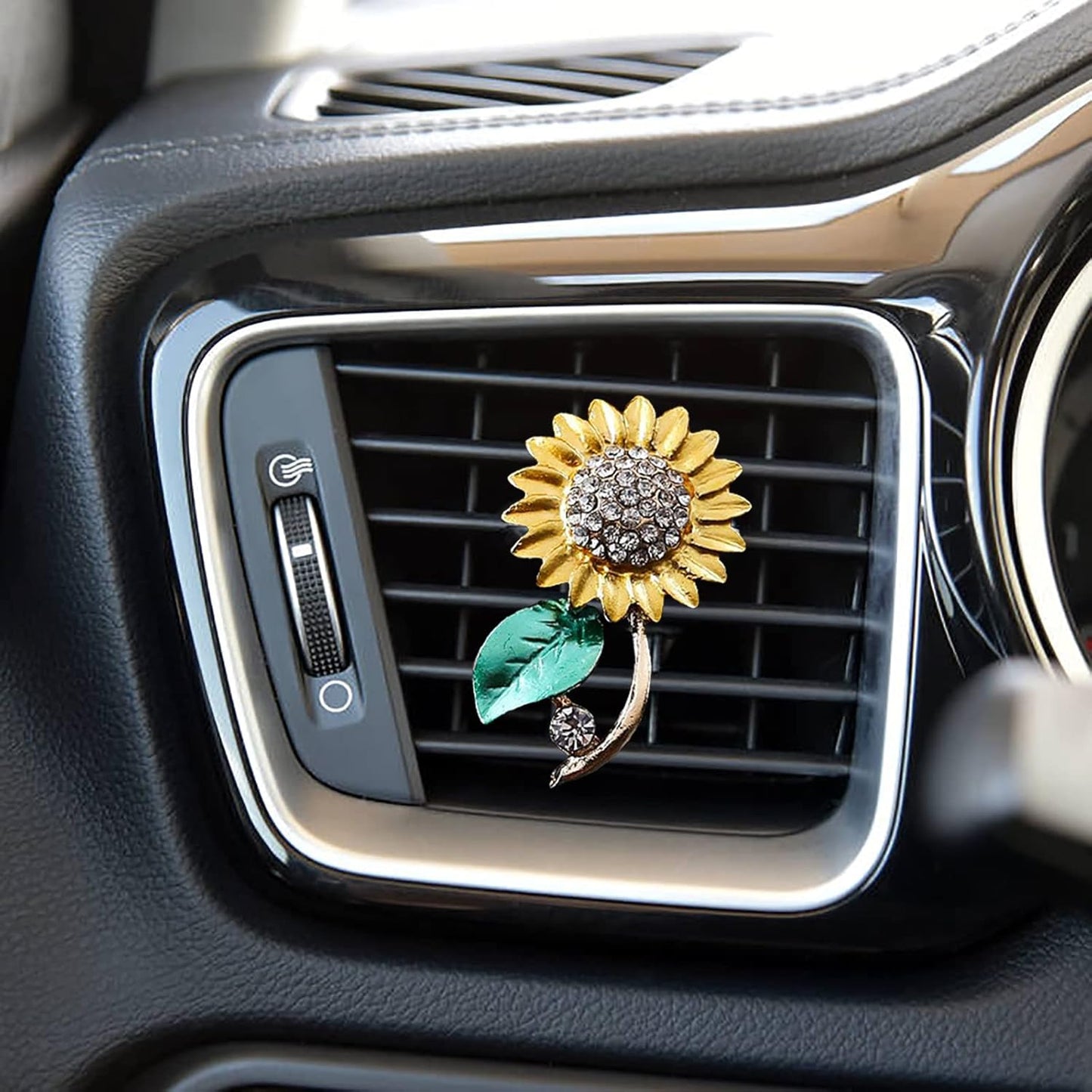 2 Pieces Small Bee Air Vent Clips Bling Bee Car Accessories Cute Car Air Freshener Rhinestone Gift Decorations Charm Car Clip Interior Air Vent Decor