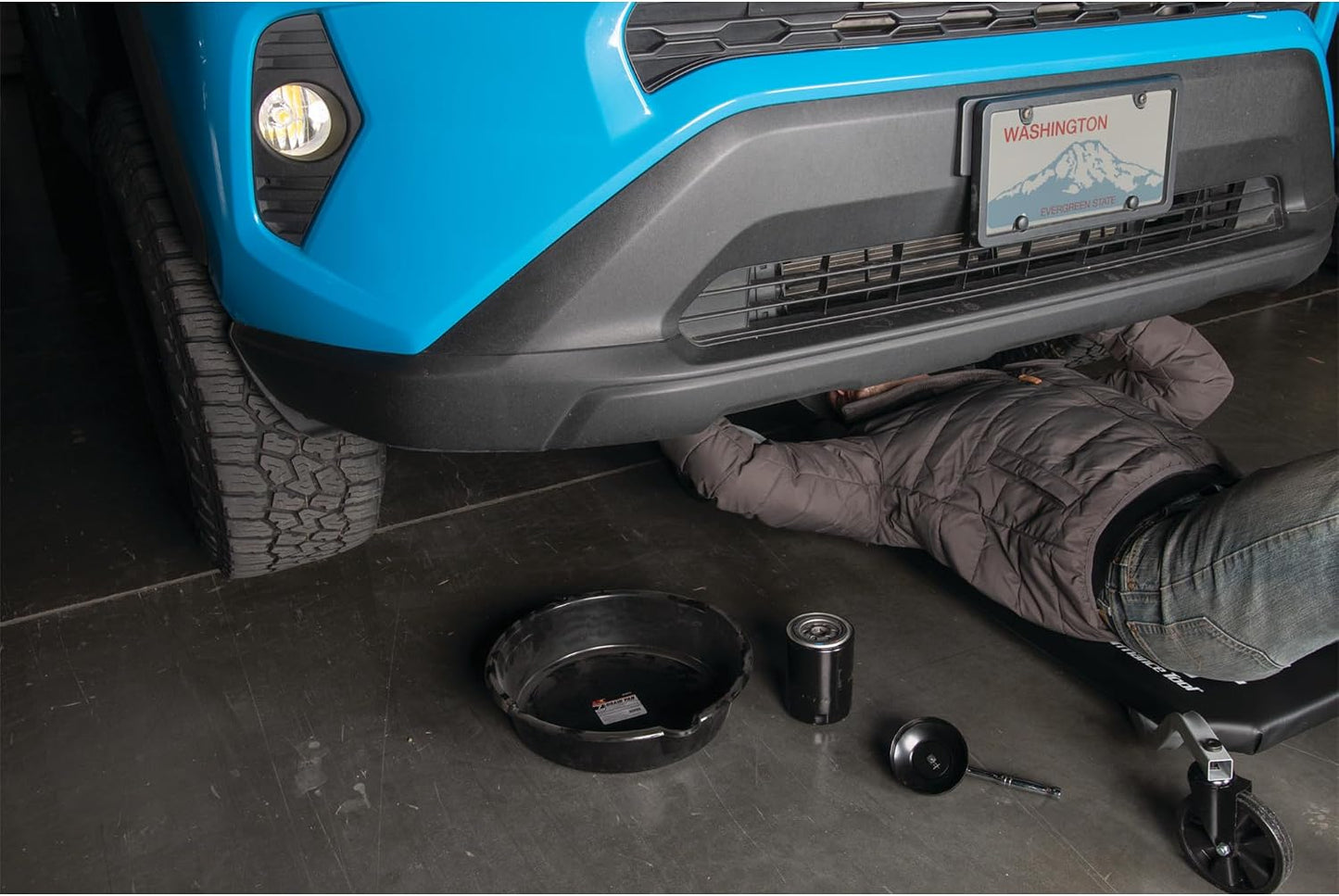 Performance Tool W4071 Black Oil Drain Pan (4.5 gallon)