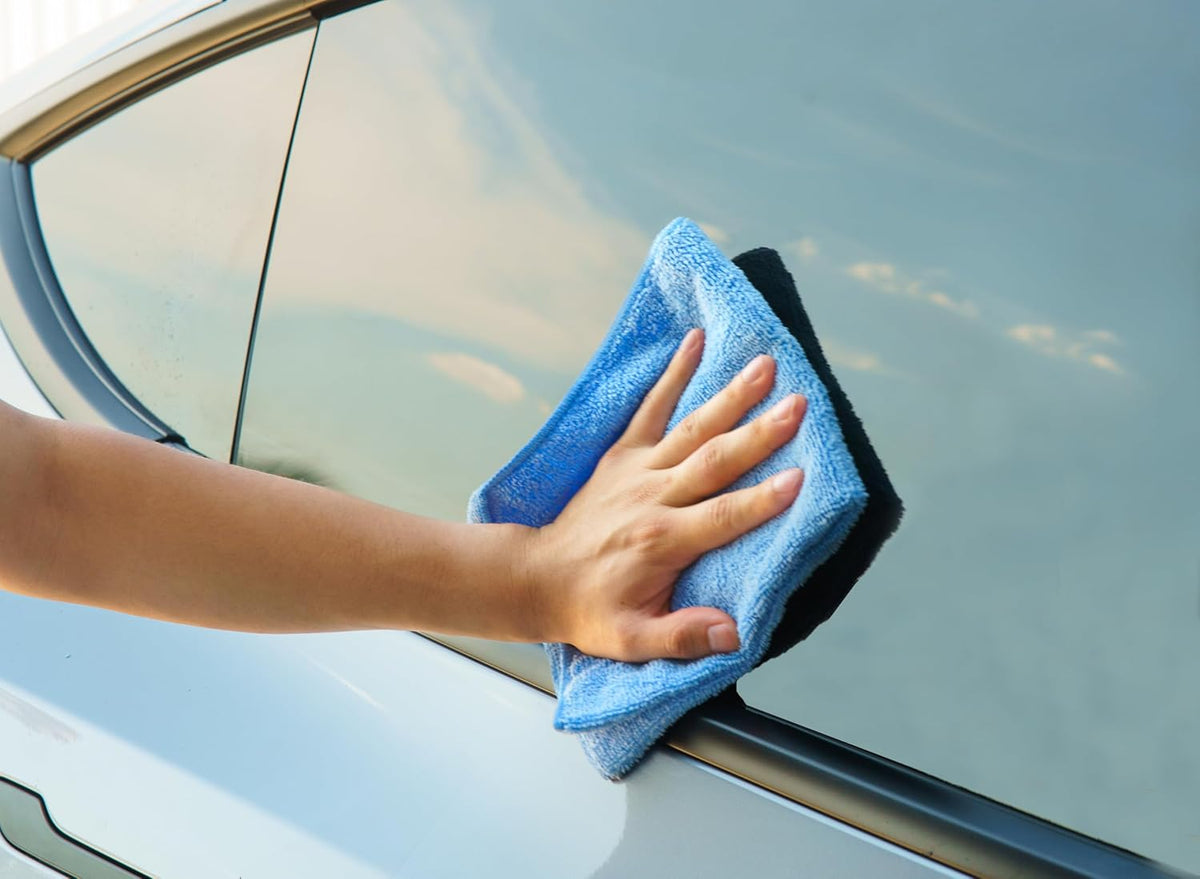 Wet or Waterless Car Wash Wax 32 Fl. oz, UV Protection. Cleans, Protects, and Shines. Aircraft Quality Just Spray On and Wipe Dry Anywhere, Anytime, Home, Office, School, Garage, Parking Lots.