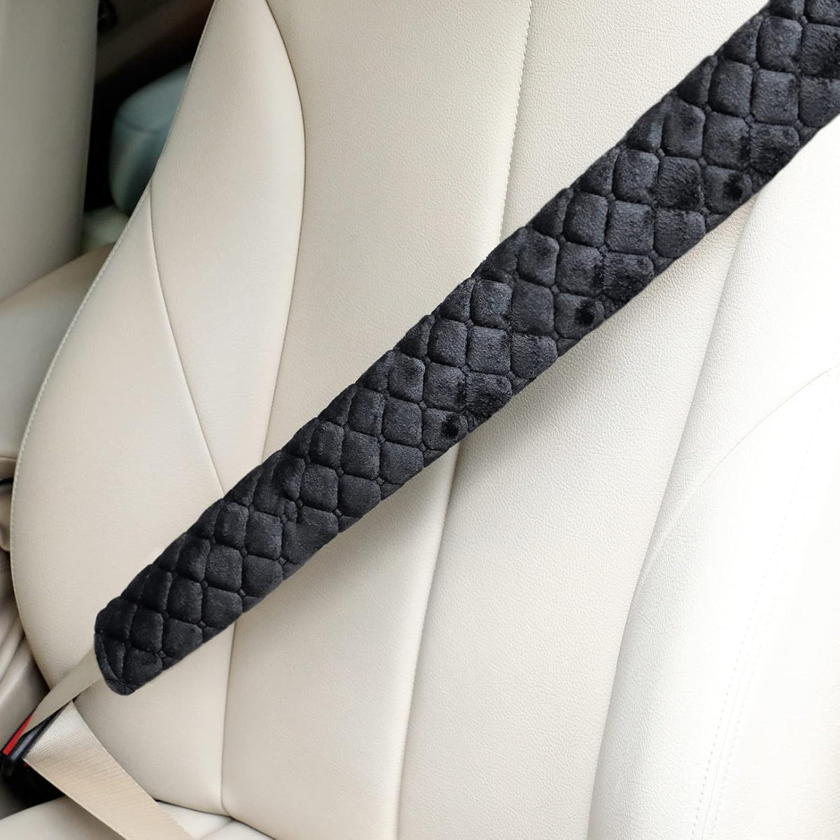 Tatuo 4 Pack Seat Belt Cover Extra Long Seat Belt Pads for Car Soft Comfort Shoulder Strap Covers Harness Pads Helps Protect Your Neck and Shoulder(10.6 Inch,Black)