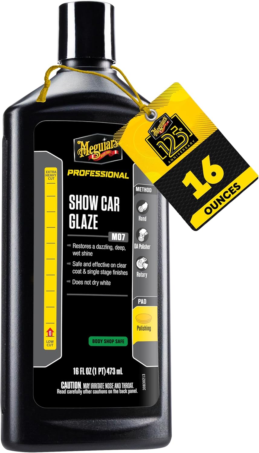 Meguiar's Professional Cleaner Wax M0616 - Swirl and Scratch Remover, Car Polish, and Car Wax in One Liquid - One-Step for Professional Detailing, 16 Oz (Packaging May Vary)