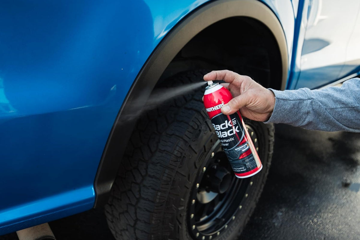 Mothers Back-to-Black Trim & Plastic Restorer, 10 oz. Aerosol — Removes Oxidation, Dirt & Wax Residue – Restores Faded Trim & Provides Long-Lasting Protection (06110)