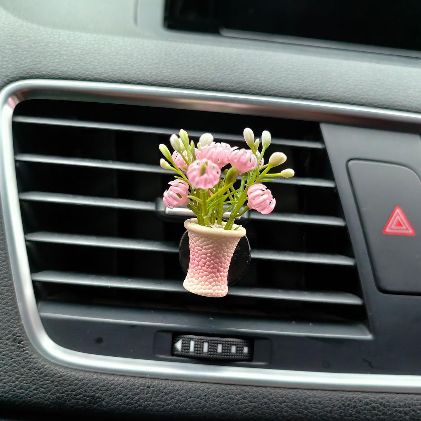 Set of 4 Cute Flower Bouquet Car Air Freshener Vent Clips, Mini Artificial Flowers for Car Air Vent Decoration, Auto Interior Dashboard Ornament Accessories