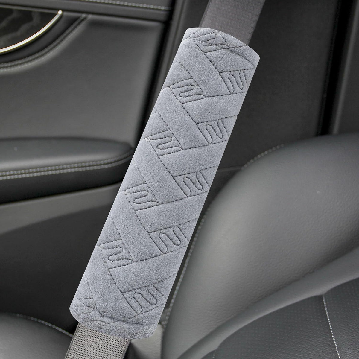 Amooca 2-Pack Soft Seat Belt Covers Universal Car Shoulder Pad Cushions with Braid Pattern for Comfortable Driving & Bag Strap Protection Red
