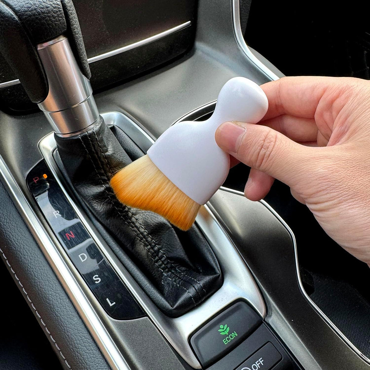 Car Detailing Brush, Soft Bristle Cleaning Brush, Scratch-Free Auto Duster Tool for Dashboard, Air Vents, Leather & Interior Cleaning (Black&Brown)
