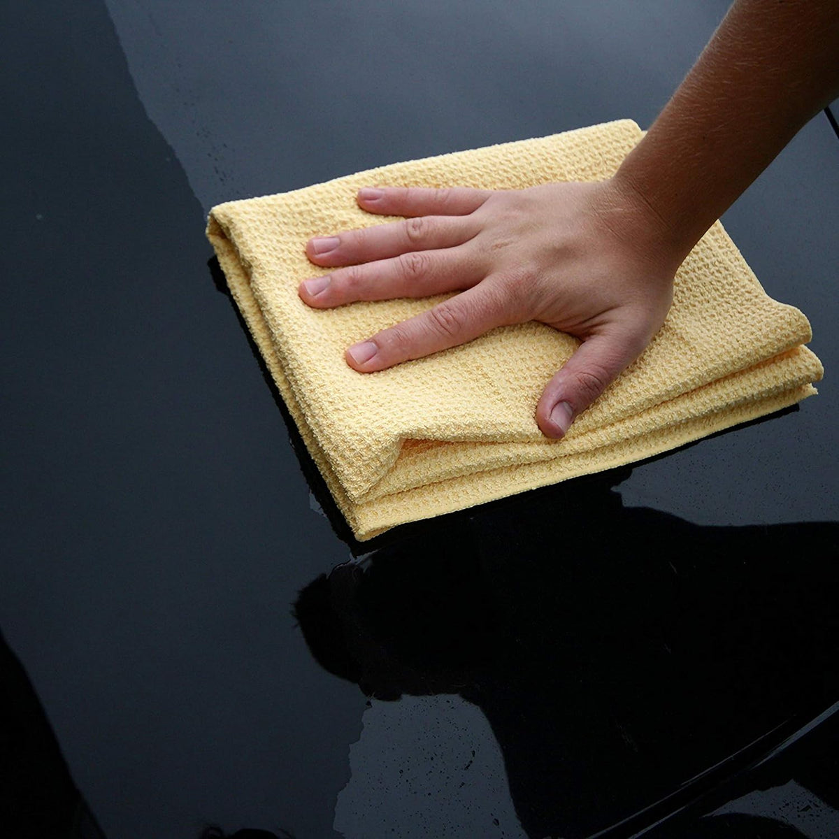 Meguiar's Water Magnet Microfiber Drying Towel, Premium Car Wash Microfiber Towel that’s Super Plush, Water Absorbent & Scratch-Free Big Microfiber Towels for Cars, 1 Pack