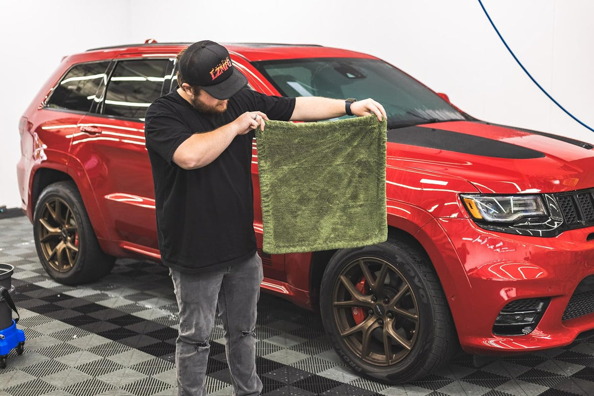 The Rag Company, The Liquid8r, Absorbent 70/30 Blend Microfiber Drying Towel for Cars, Trucks, and SUVs, Safe for Detailing, Scratch-Free, Twist Loop, 1100 GSM, 20x24 Inches, Aqua Blue/Grey