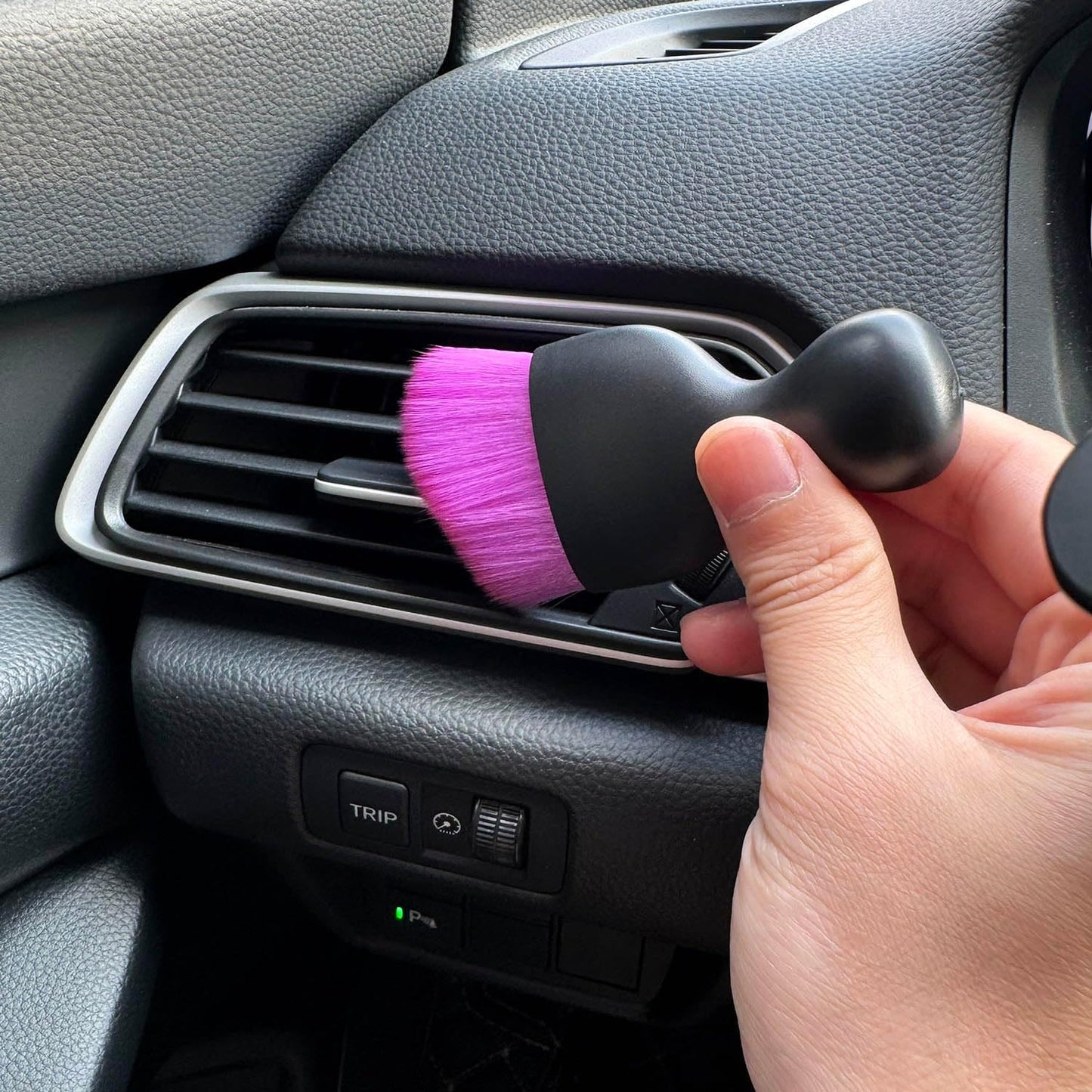 Car Detailing Brush, Soft Bristle Cleaning Brush, Scratch-Free Auto Duster Tool for Dashboard, Air Vents, Leather & Interior Cleaning (Black&Brown)