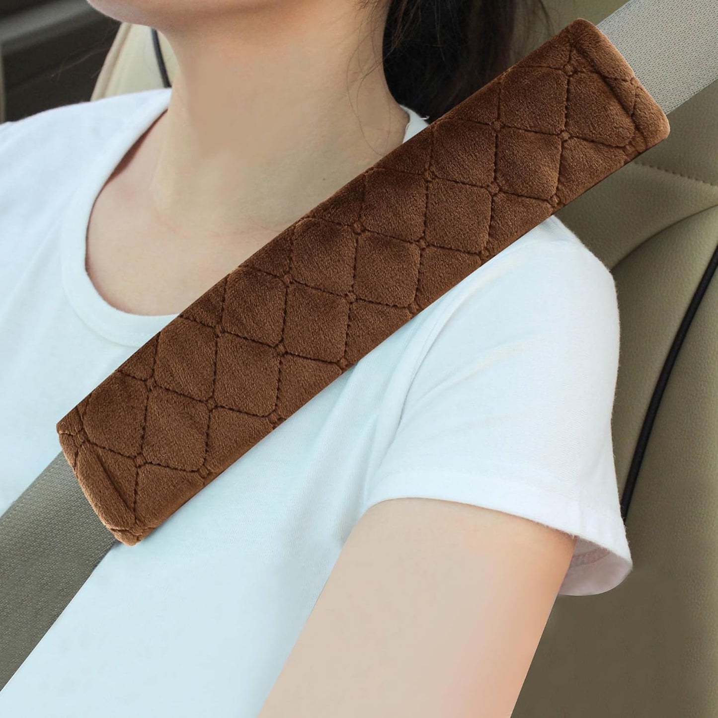 Amooca Soft Auto Seat Belt Cover Seatbelt Shoulder Pad 2 PCS for a More Comfortable Driving Compatible with All Cars and Backpack Black