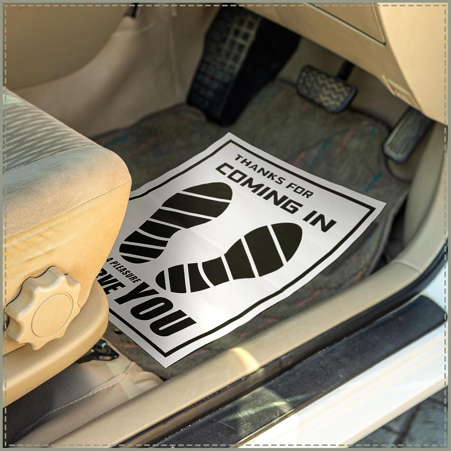 Frienda 500 Pcs Waterproof Paper Car Floor Mats Disposable Floor Pads Covered Plastic Film Automotive Foot Mat for Vehicle Supplies(White,20 x 15 Inch)