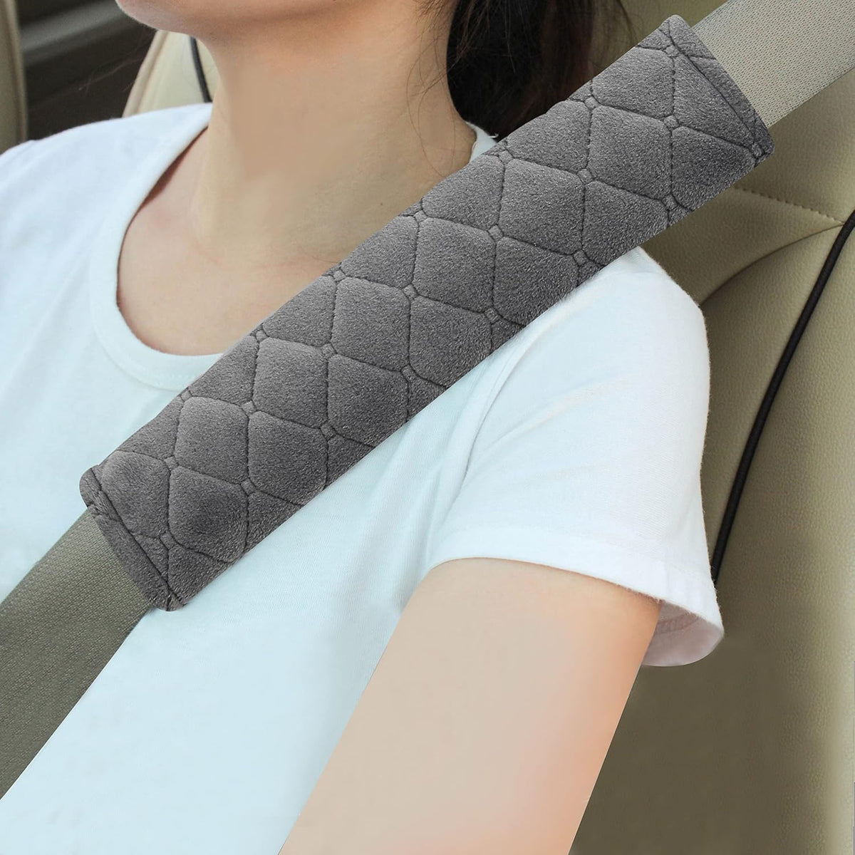 Amooca Soft Auto Seat Belt Cover Seatbelt Shoulder Pad 2 PCS for a More Comfortable Driving Compatible with All Cars and Backpack Black