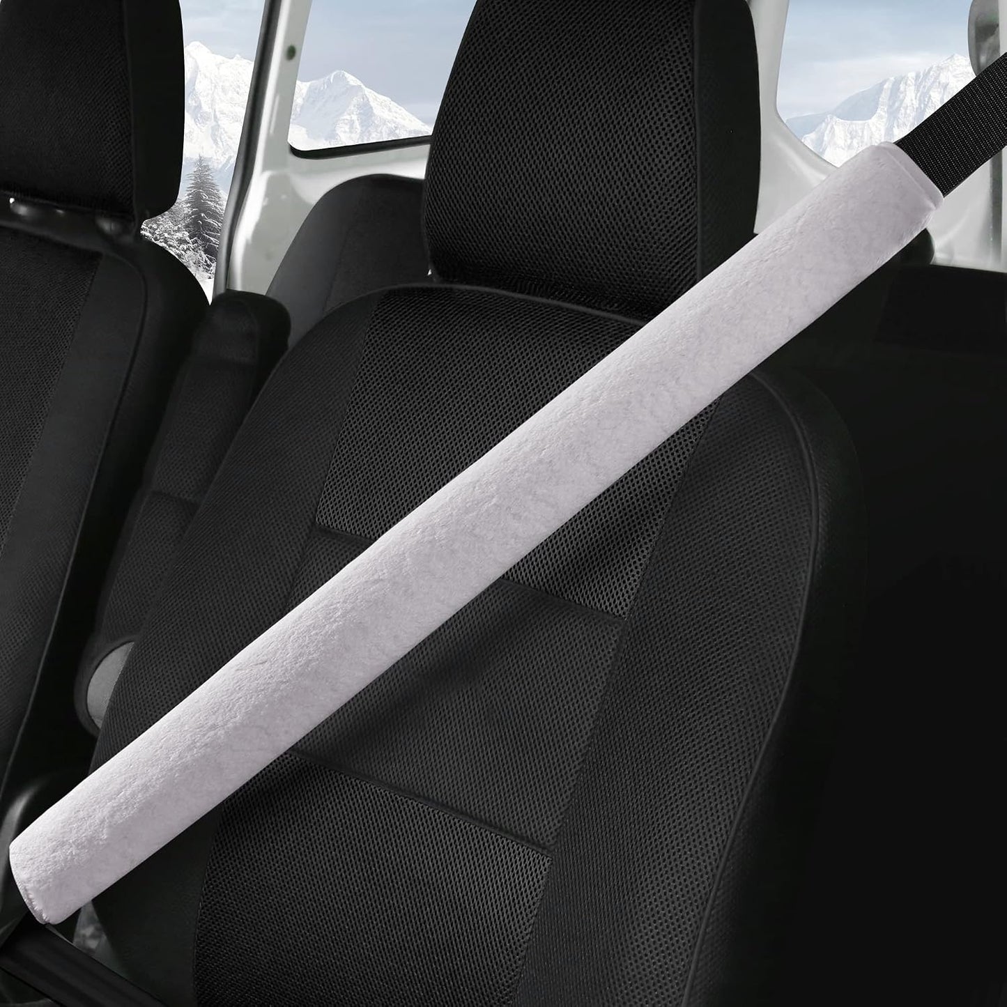 LACDL Extra Long Seatbelt Cover Super Soft Furry for Adults Kids Women & Men, Thick Plush Full Car Seat Belt Strap Cushion, Fluffy Shoulder Pad Protector, Auto Interior Accessories, 1pc, Black, 15.5in