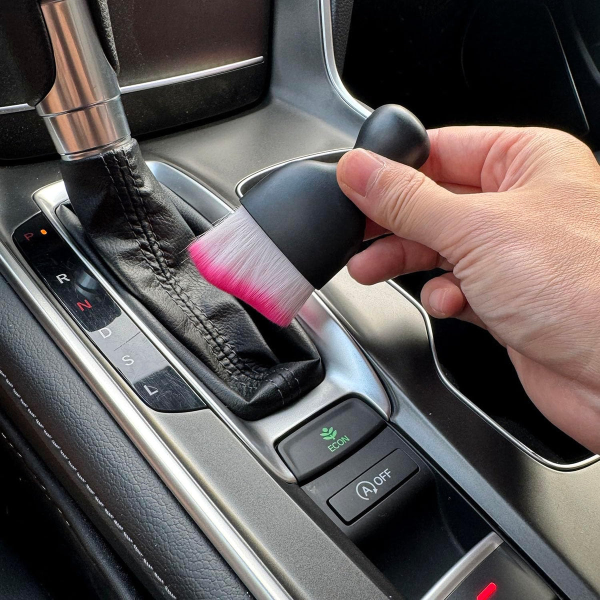 Car Detailing Brush, Soft Bristle Cleaning Brush, Scratch-Free Auto Duster Tool for Dashboard, Air Vents, Leather & Interior Cleaning (Black&Brown)