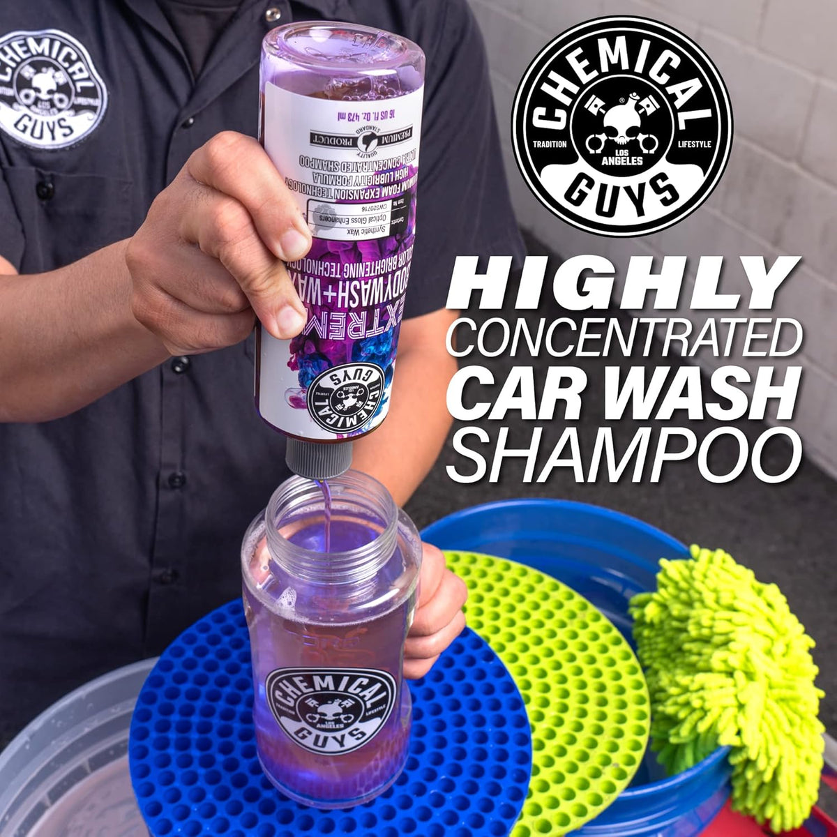Chemical Guys Extreme Bodywash & Wax Foaming Car Wash Soap - Soap for Foam Cannons, Foam Guns, or Bucket Washes for Cars, Trucks, Motorcycles, RVs, and More, Grape Scent - 128 oz (1 Gallon)