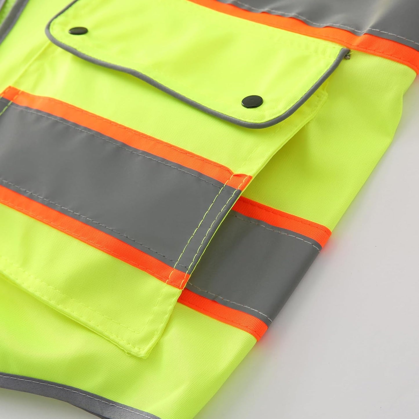 XIAKE Reflective Safety Vest for Men & Women High Visibility Class 2 Vest with Pockets Meets ANSI Standards