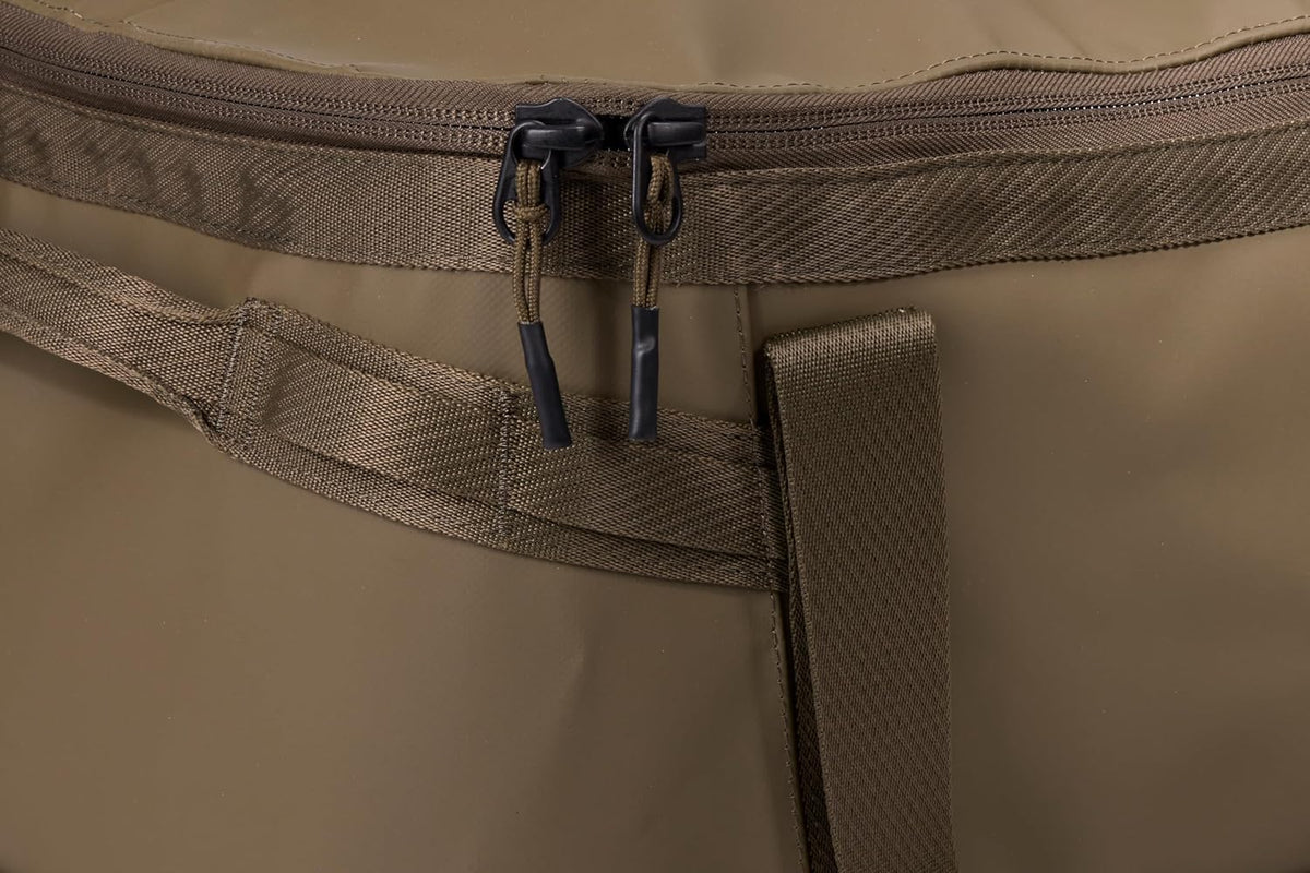 Thule Chasm Gear Hauler, Waterproof Base, Internal Pockets and Movable Divider Panels