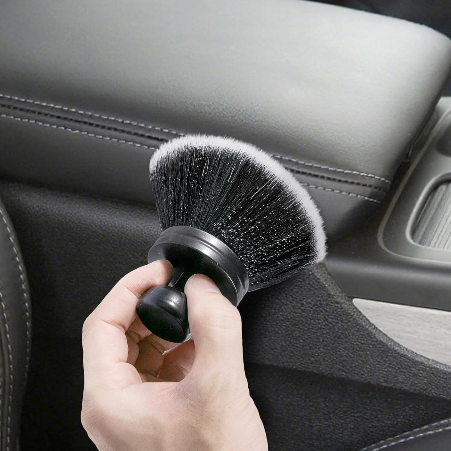 Car Tire Shine Applicator,Vegan Tire Shine Applicator with Curved Brush Head - Large Automotive Tire Dressing Applicator Brush with Storage Stand for Tire Detailing, 3.6 Inch Length (Black)