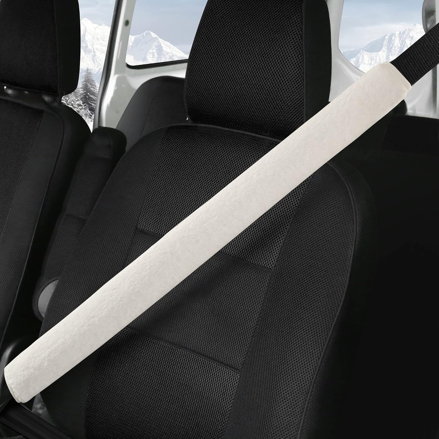 LACDL Extra Long Seatbelt Cover Super Soft Furry for Adults Kids Women & Men, Thick Plush Full Car Seat Belt Strap Cushion, Fluffy Shoulder Pad Protector, Auto Interior Accessories, 1pc, Black, 15.5in