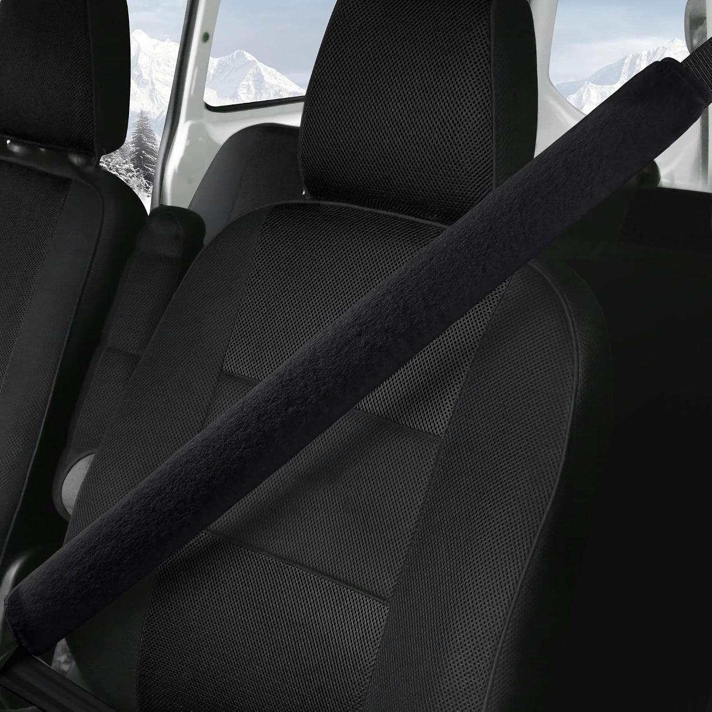 LACDL Extra Long Seatbelt Cover Super Soft Furry for Adults Kids Women & Men, Thick Plush Full Car Seat Belt Strap Cushion, Fluffy Shoulder Pad Protector, Auto Interior Accessories, 1pc, Black, 15.5in
